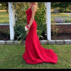 Sherri Hill Prom Dress 00